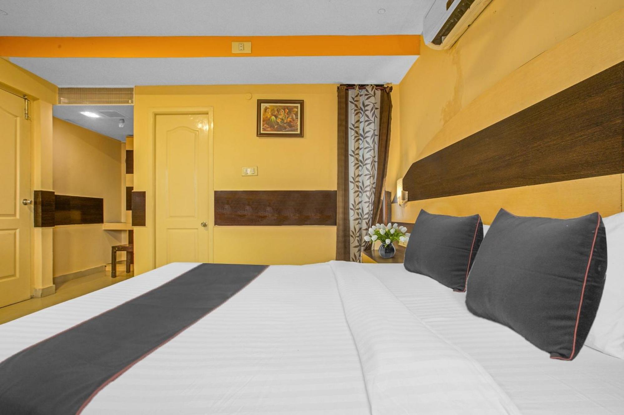 Collection O Mgr Inn Pondicherry Exterior foto
