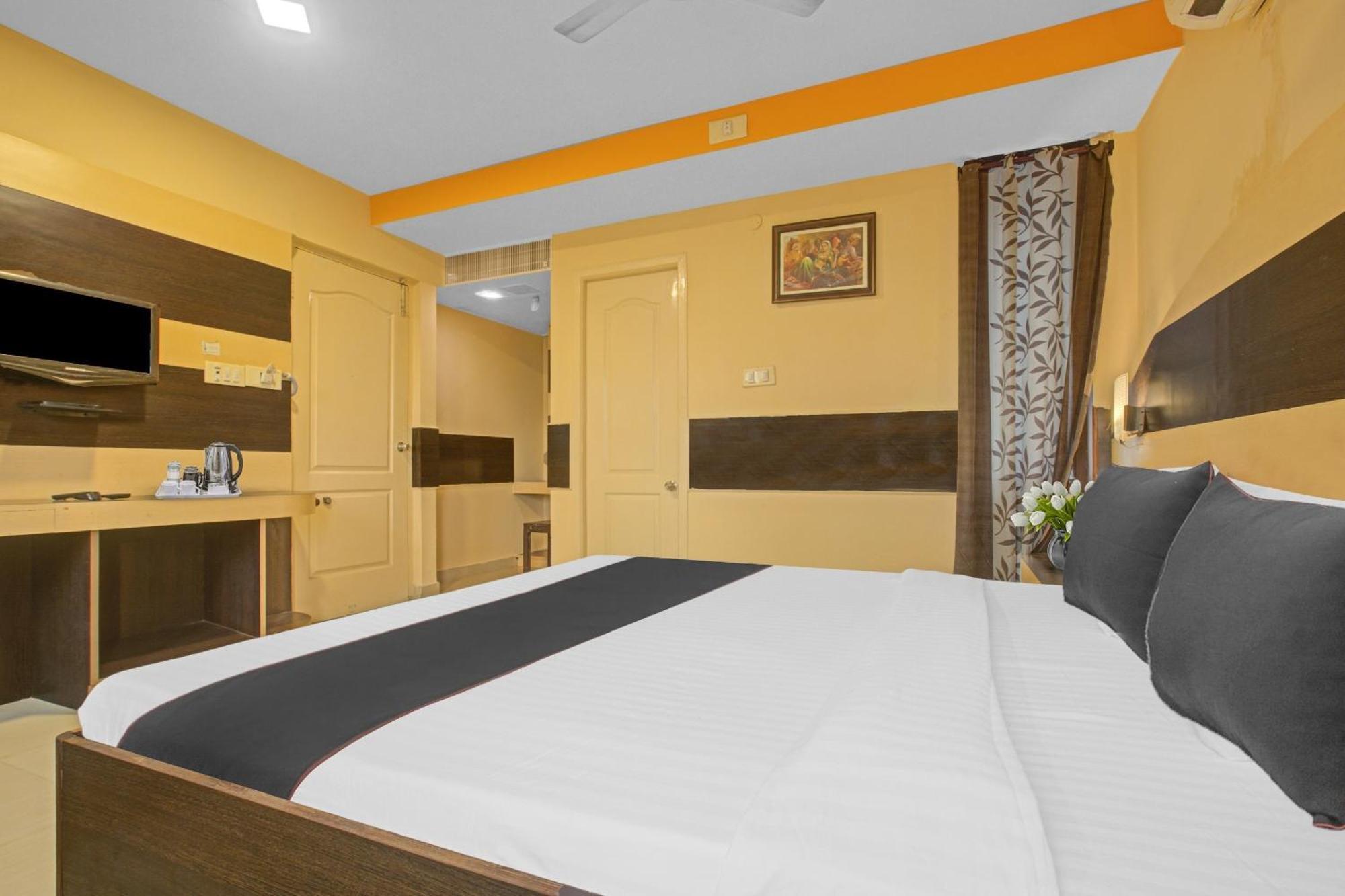 Collection O Mgr Inn Pondicherry Exterior foto